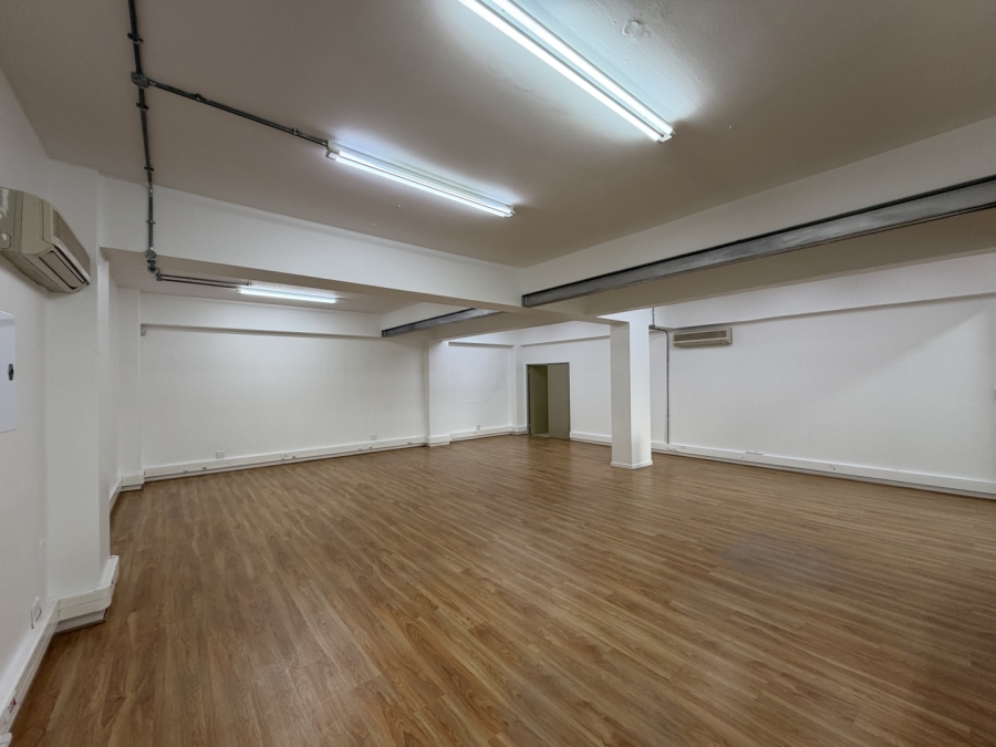To Let Commercial Property for Rent in Green Point Western Cape